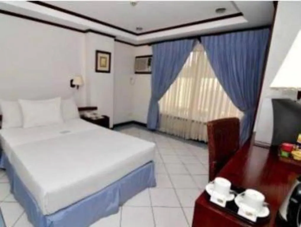 Soledad Suites Panglao Hotel